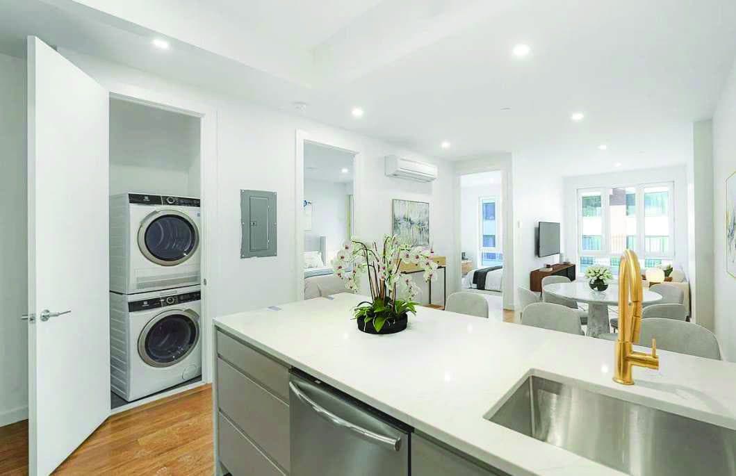 138-25 Barclay Avenue — photo 6